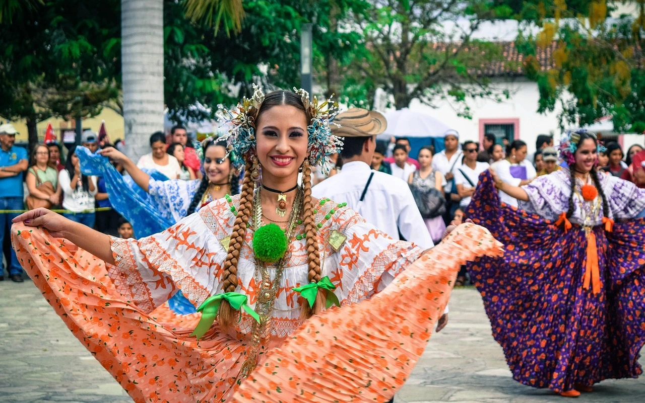Happygirl Costarica for a destination guide