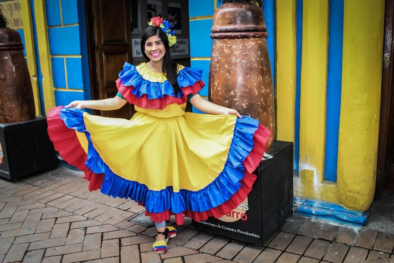 Colombia traditional woman icon