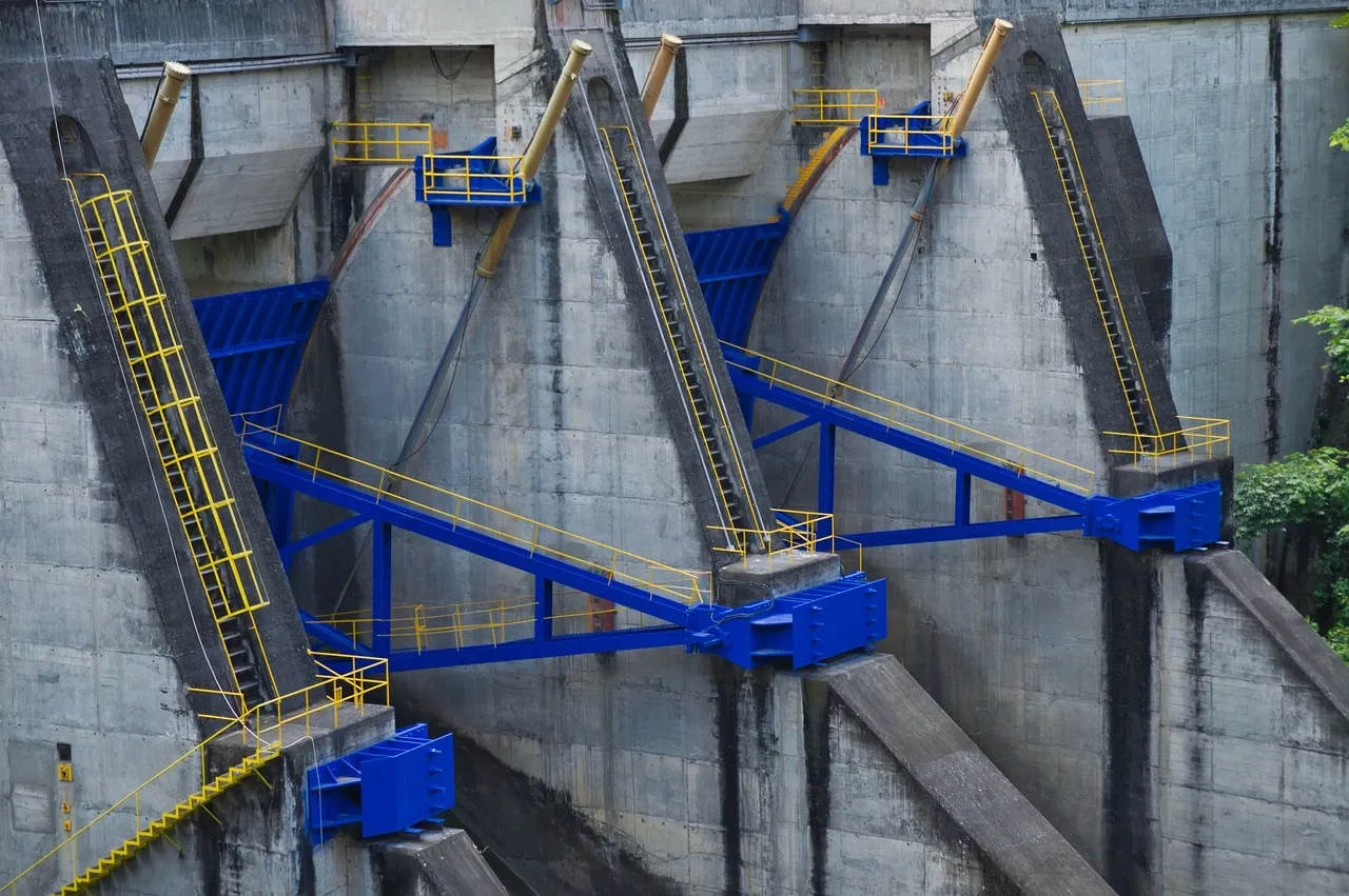 Kakhovka Hydroelectric Power Plant