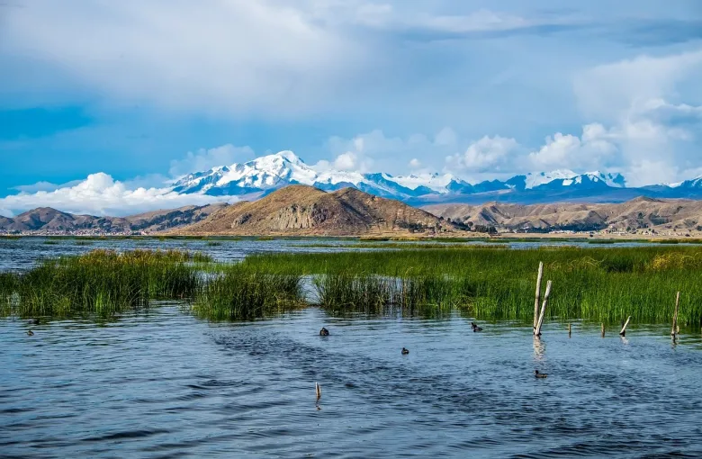 Bolivia lake titicaca for a destination guide