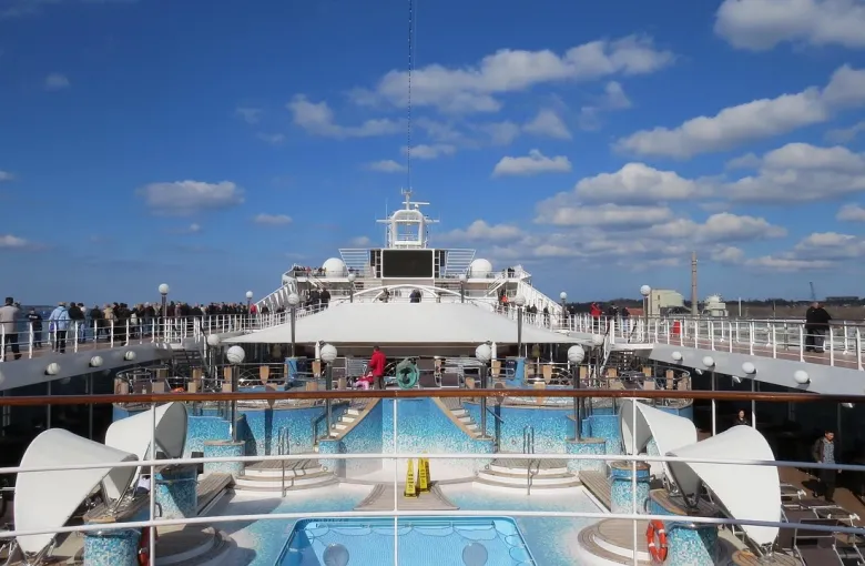 Cruise Pool for a destination guide