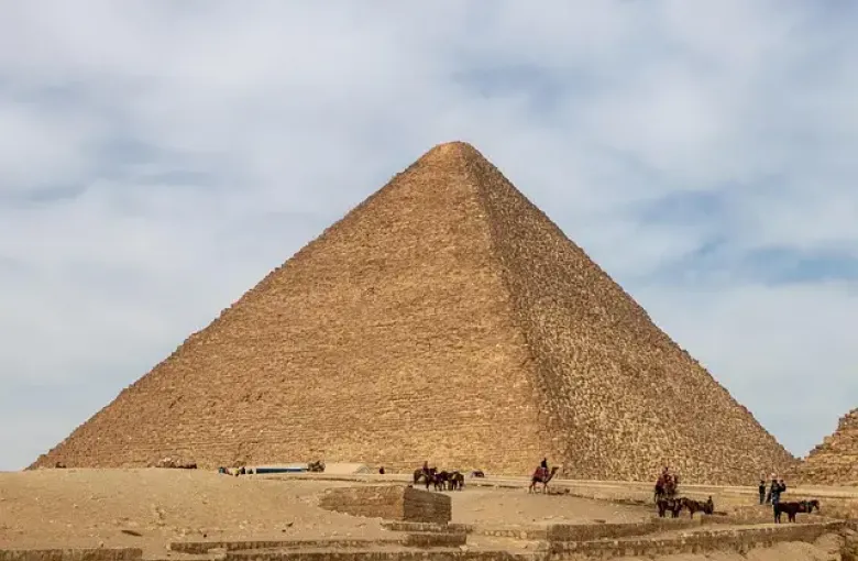Pyramid of Khafre
