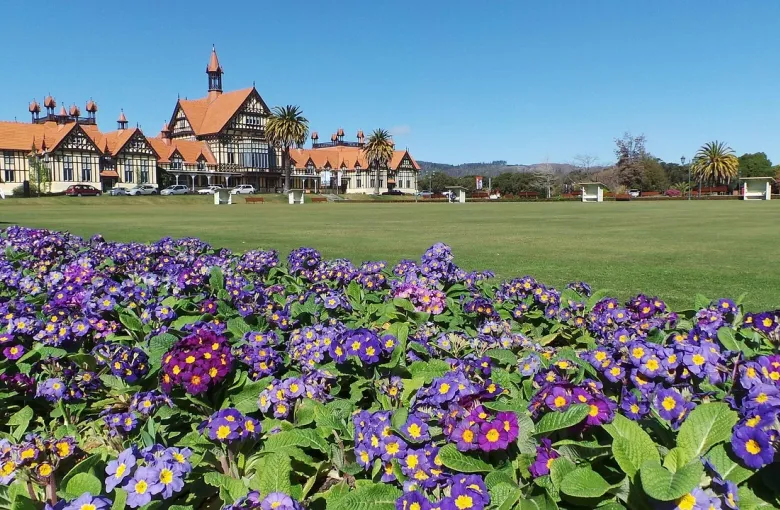 Rotorua for a destination guide
