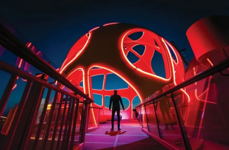 Sky pad in a cruise dome